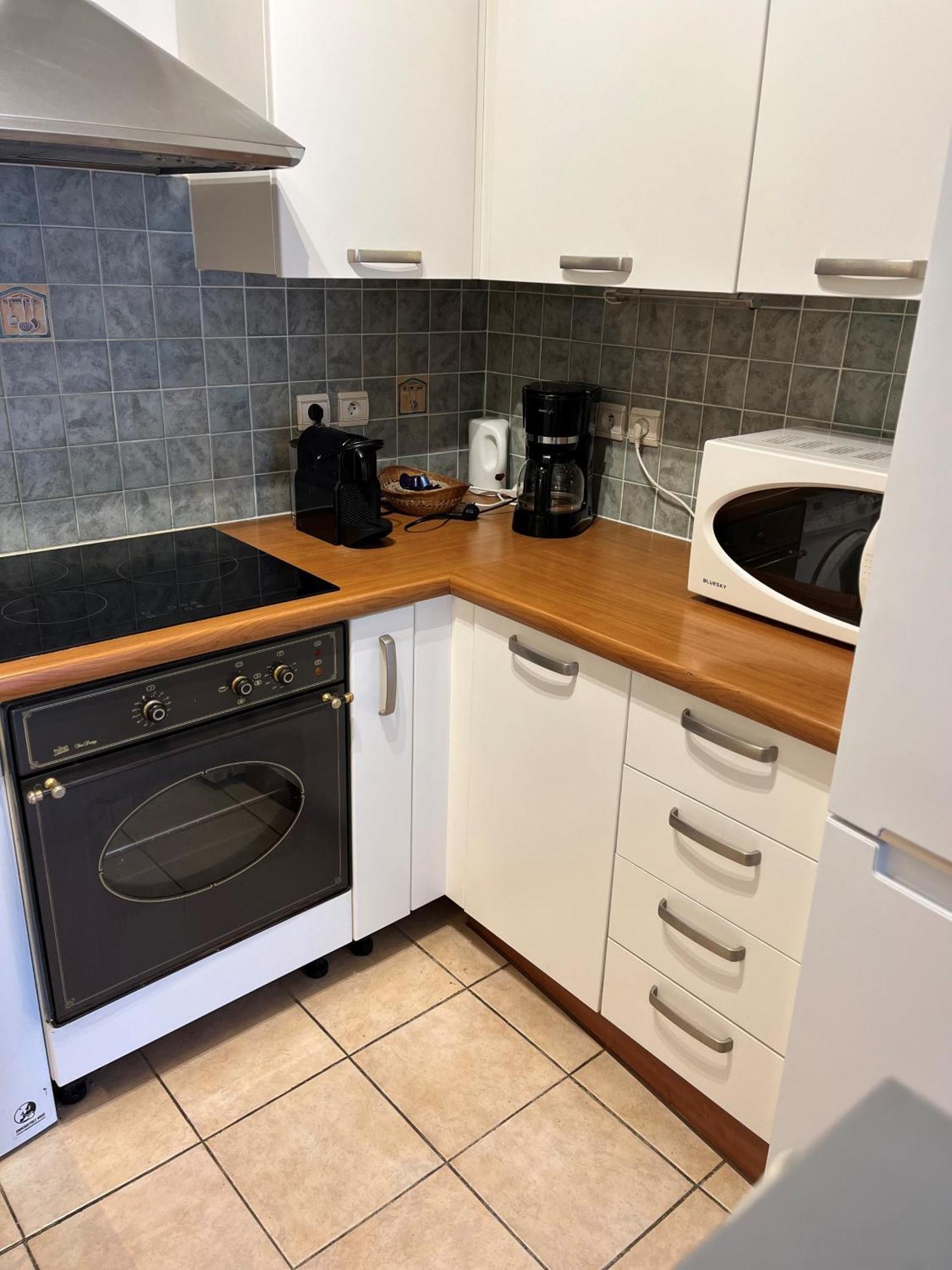 Appartement T2 Proche De La *