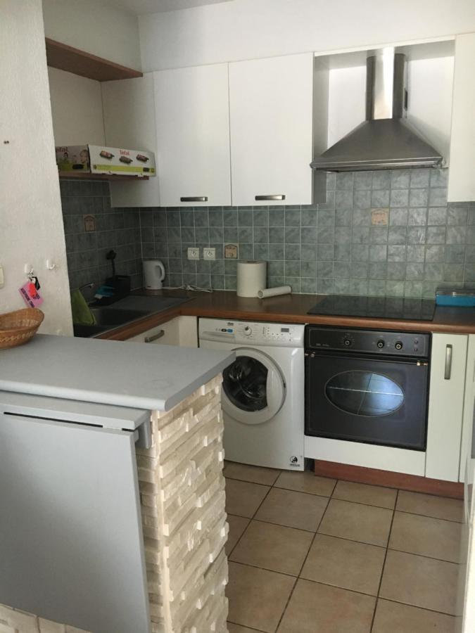 Apartment T2 Proche De La *